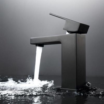 Faucet стирки блюда грязи устойчивые почищенные щеткой краны таза черного гальванизируя штейновые черные